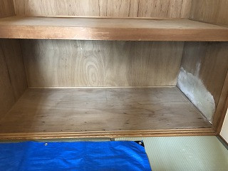 押し入れのカビ退治！